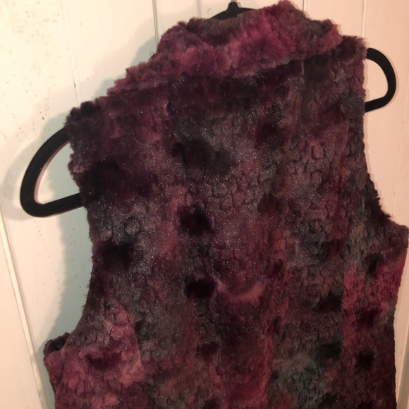 Erin London women’s faux fur Multicolored vest - Picture 4 of 8